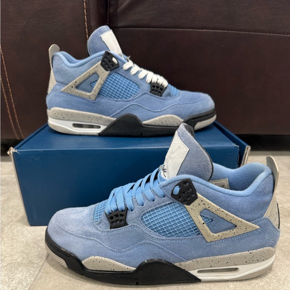 Other - Size 10.5 - Jordan 4 Retro Mid University Blue